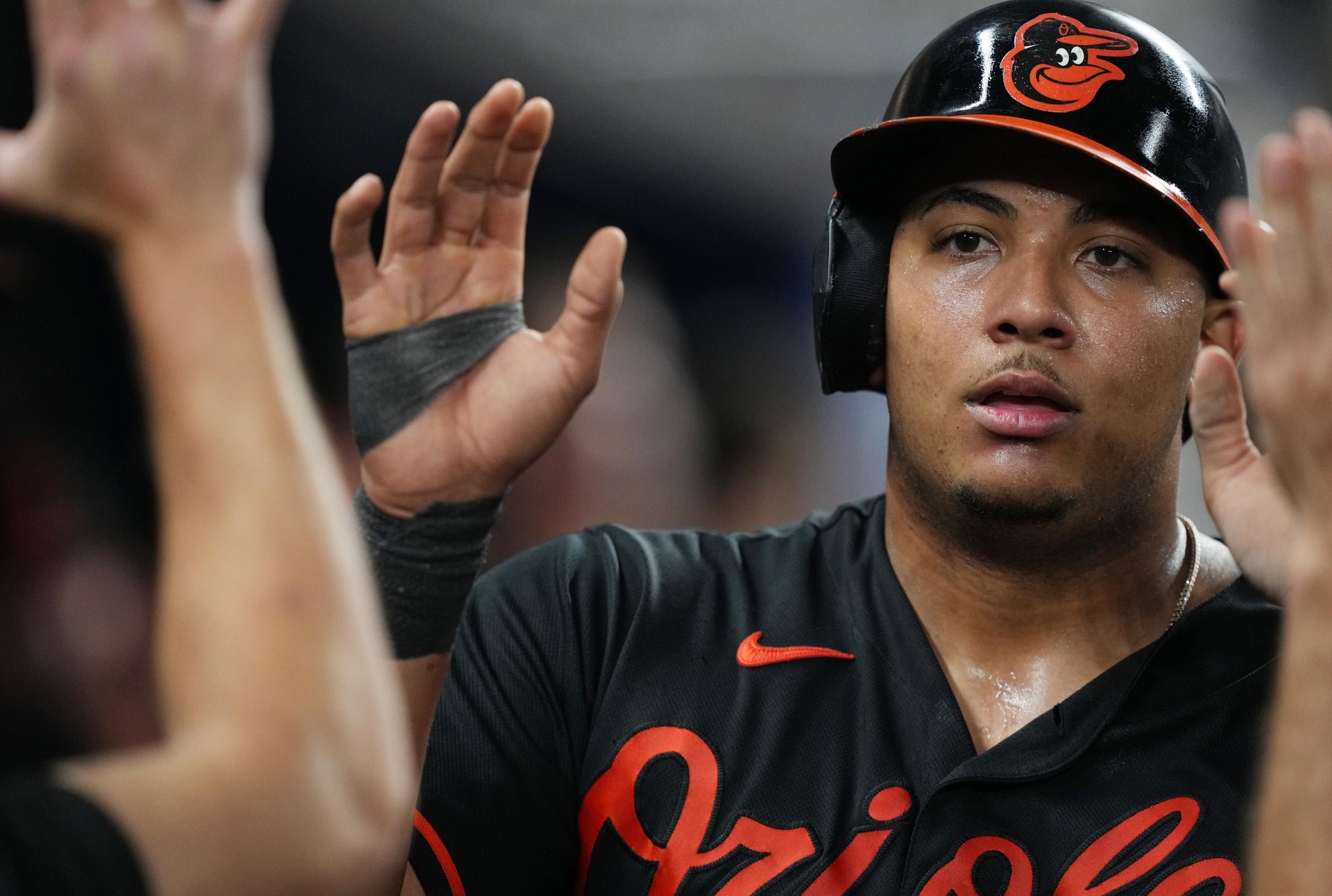 Nationals overpower Orioles 13-3, securing series win with late 7-run burst.